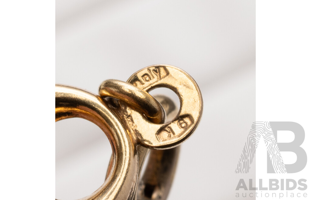 9ct Fancy Gucci Link Bracelet with 18ct Heart Charm, 18.5cm, 11.24 Grams