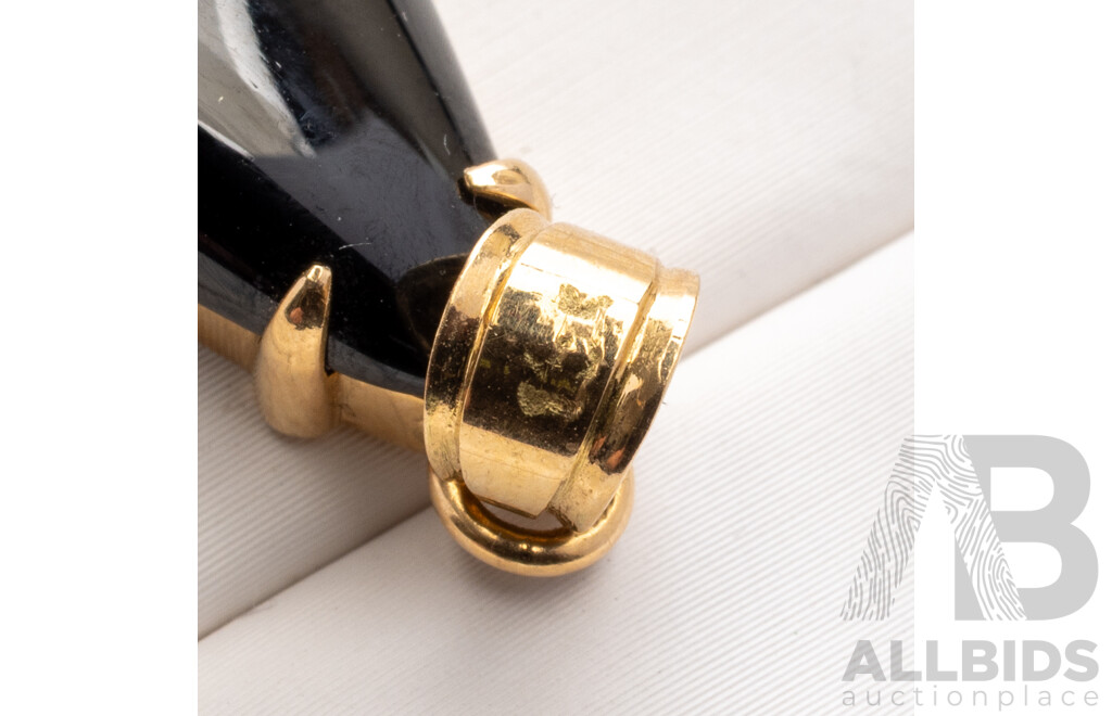 18ct Vintage Garnet Cabochon Pendant, 25mm Long, 4.33 Grams