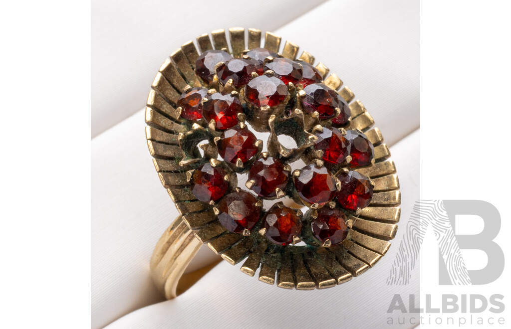 14ct Gold Vintage Bohemian Garnet Cluster Ring, Size P, 5.30 Grams