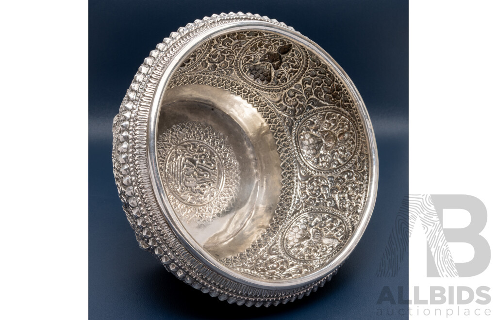 Traditional Handcrafted Laos Large Silver Repousse Trinket/offering Bowl, 20cm Diameter, 345.0 Grams