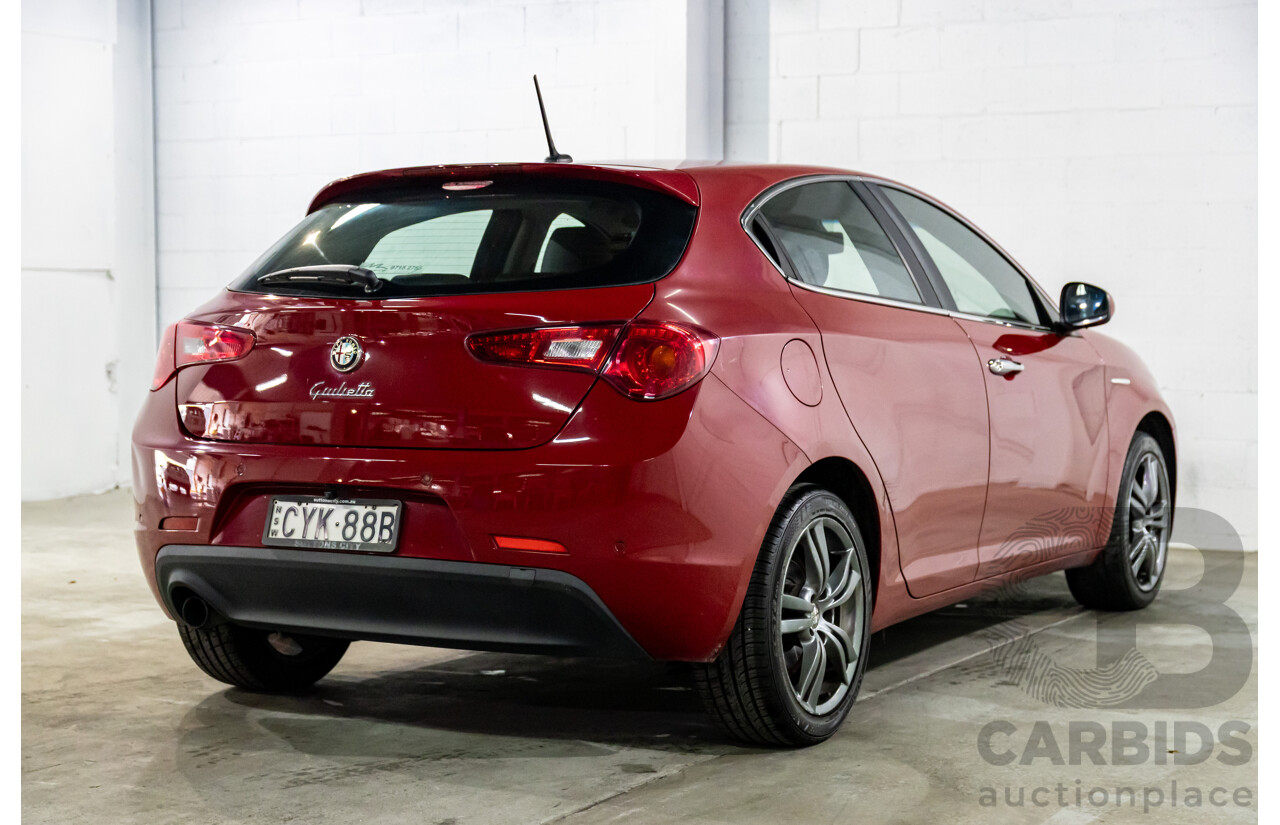 4/2015 Alfa Romeo Giulietta Distinctive MY15 5d Hatchback Alfa Red Turbo 1.4L
