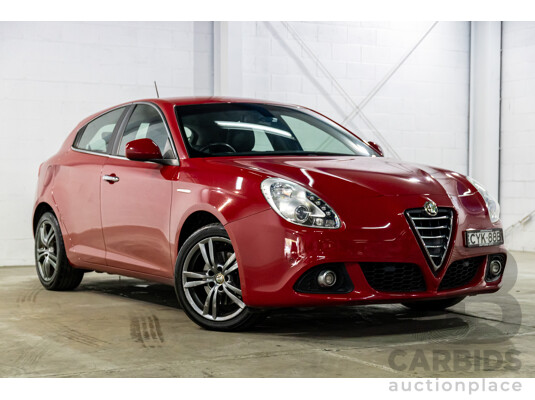 4/2015 Alfa Romeo Giulietta Distinctive MY15 5d Hatchback Alfa Red Turbo 1.4L