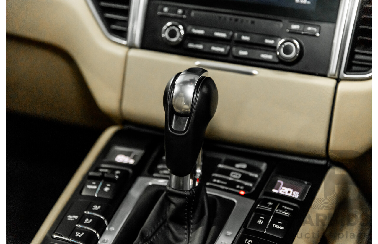 04/2017 Porsche Macan S (AWD) MY17 4d Wagon Volcano Grey Metallic Turbo V6 3.0L