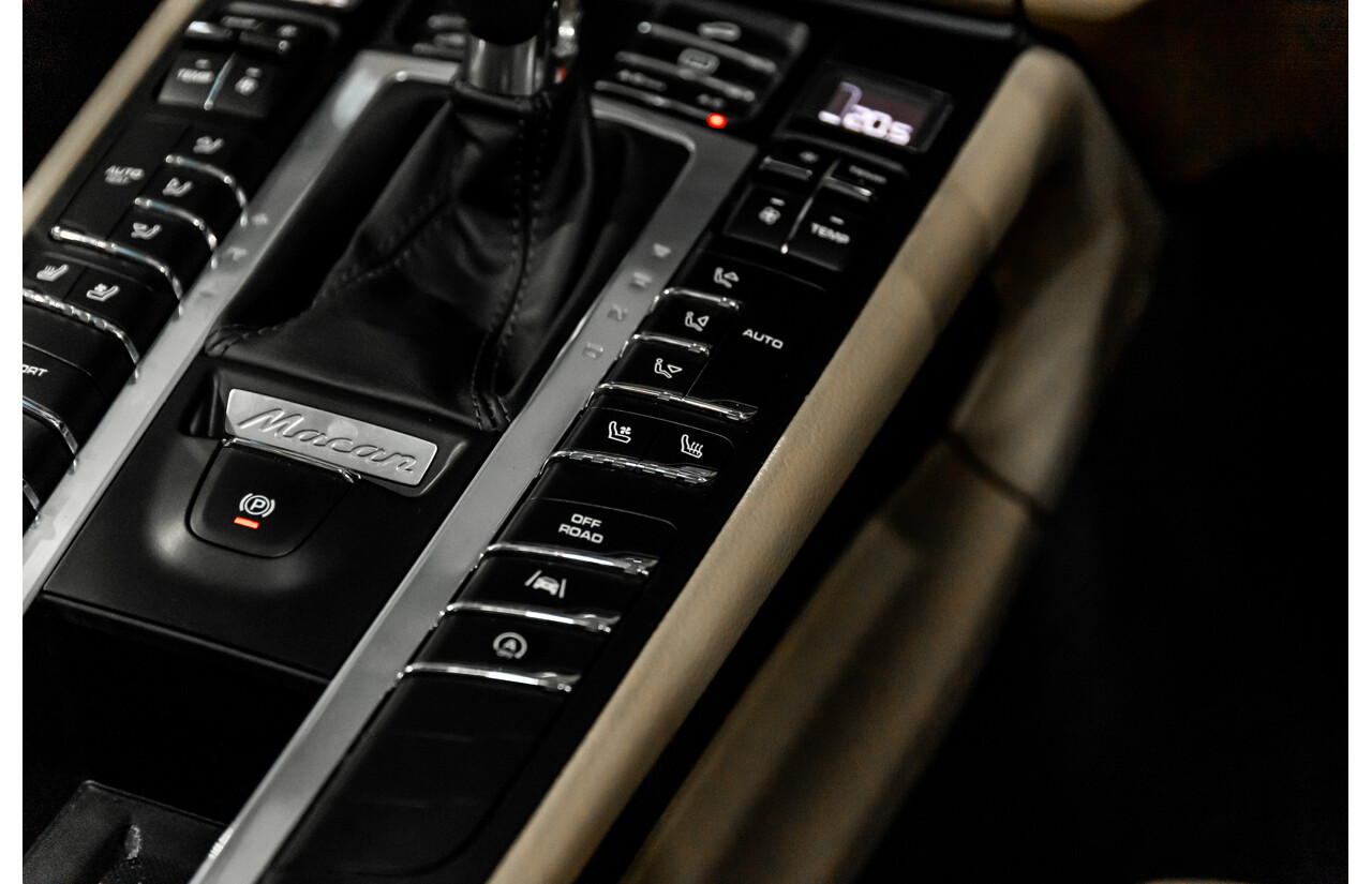 04/2017 Porsche Macan S (AWD) MY17 4d Wagon Volcano Grey Metallic Turbo V6 3.0L