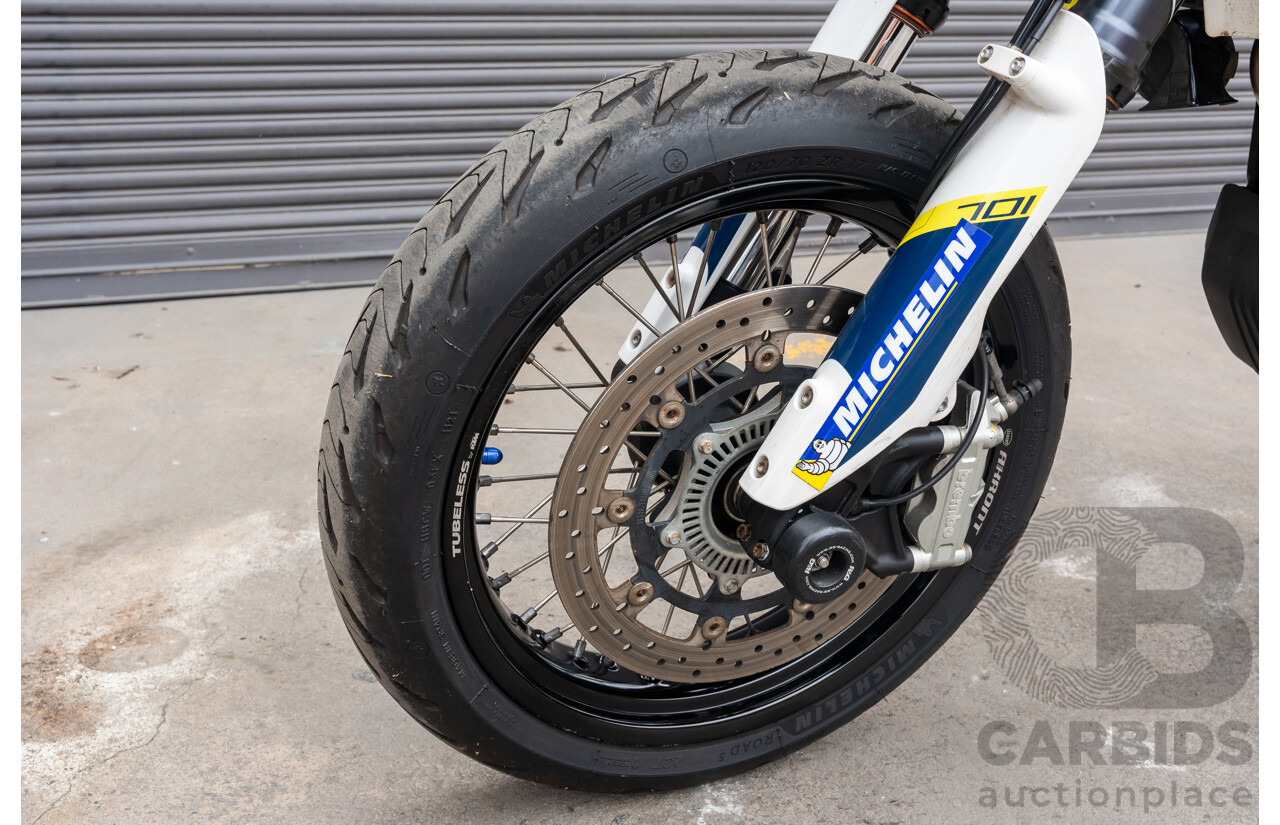 11/2015 Husqvarna 701 Supermoto Motorcycle 692cc