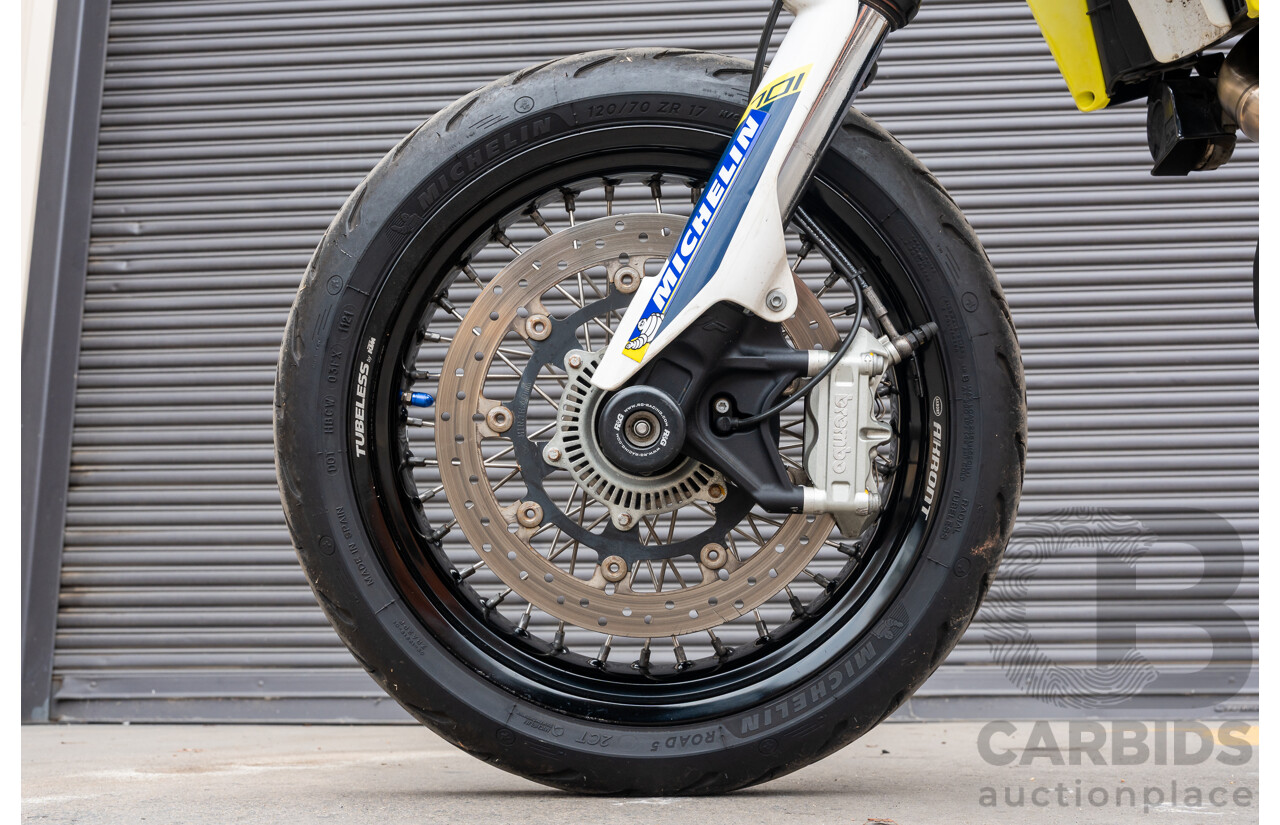 11/2015 Husqvarna 701 Supermoto Motorcycle 692cc