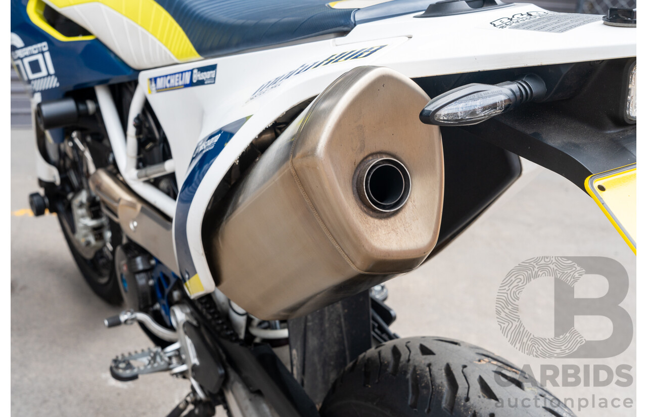 11/2015 Husqvarna 701 Supermoto Motorcycle 692cc