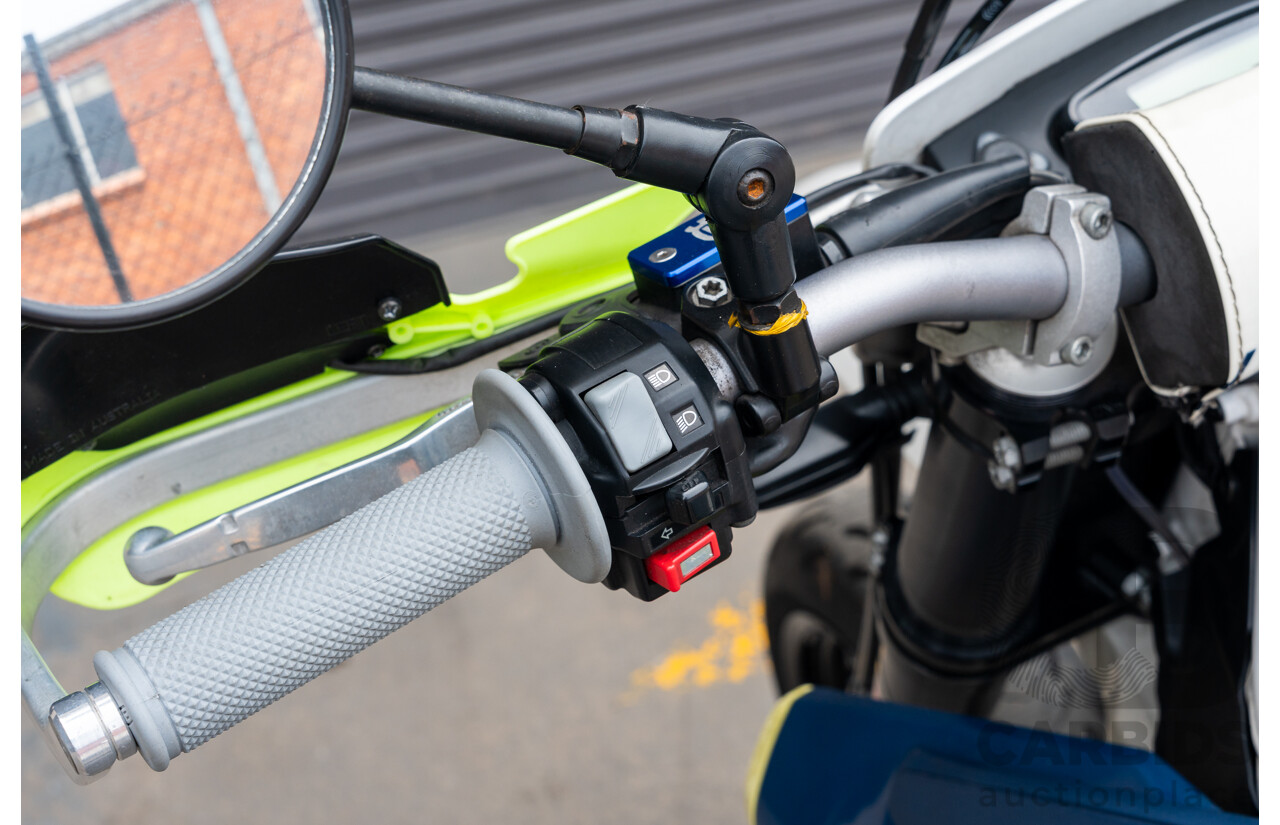 11/2015 Husqvarna 701 Supermoto Motorcycle 692cc