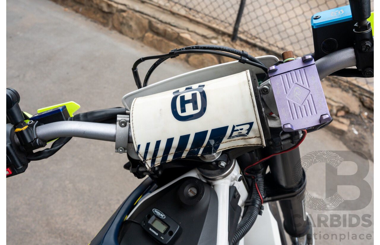 11/2015 Husqvarna 701 Supermoto Motorcycle 692cc