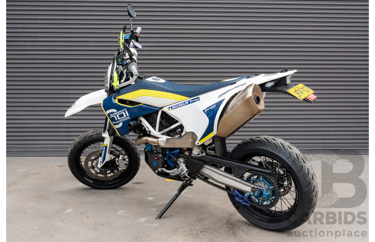 11/2015 Husqvarna 701 Supermoto Motorcycle 692cc