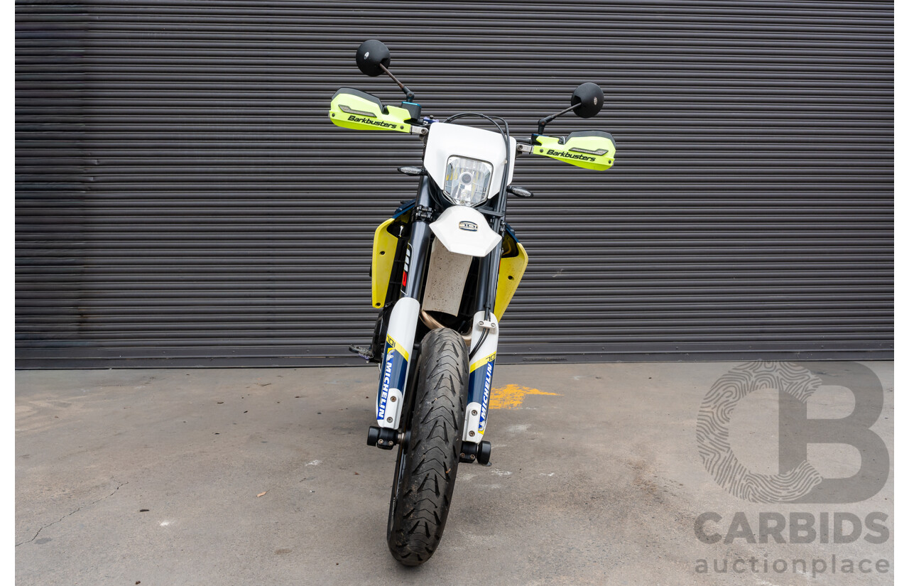 11/2015 Husqvarna 701 Supermoto Motorcycle 692cc