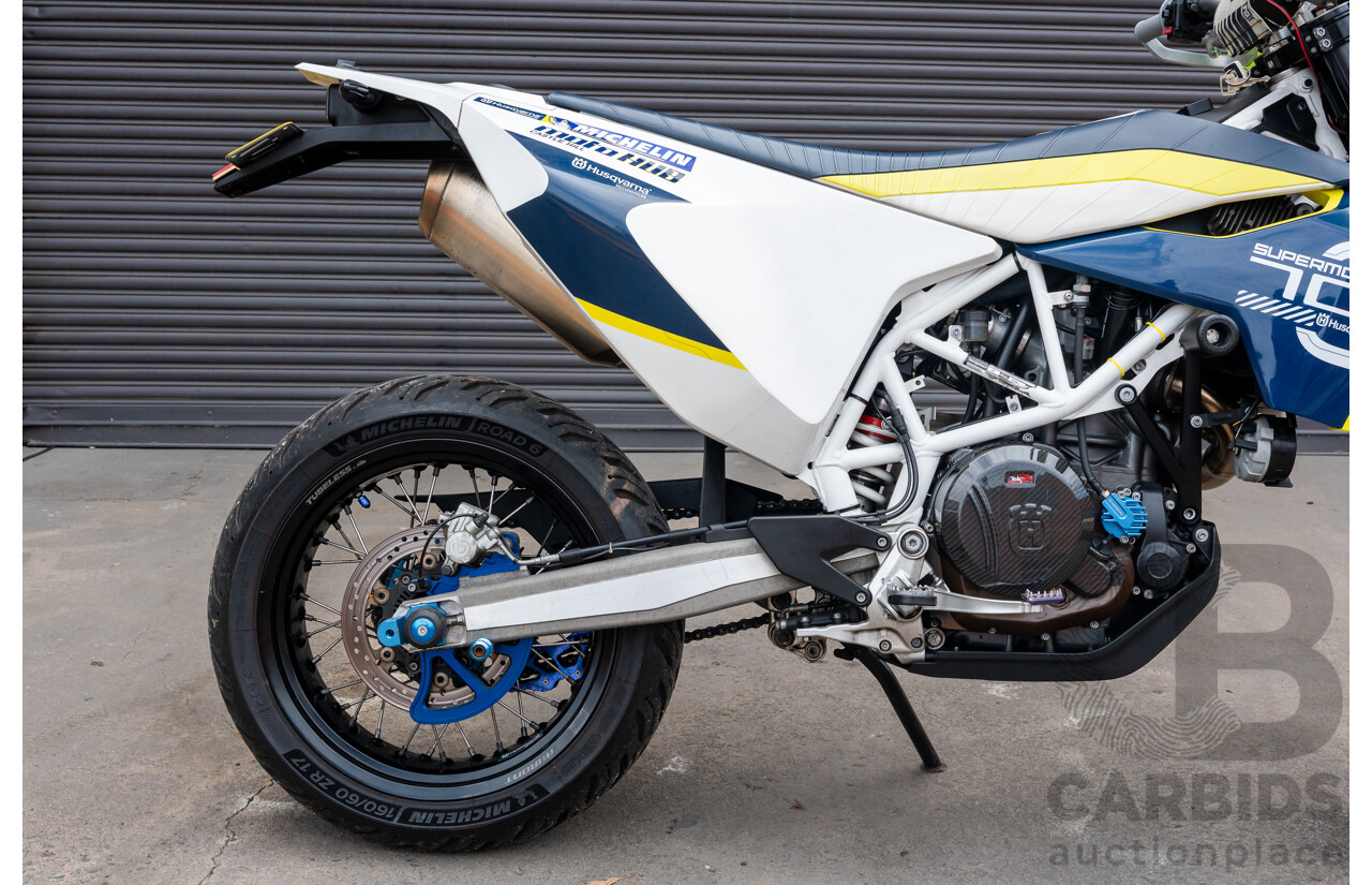 11/2015 Husqvarna 701 Supermoto Motorcycle 692cc