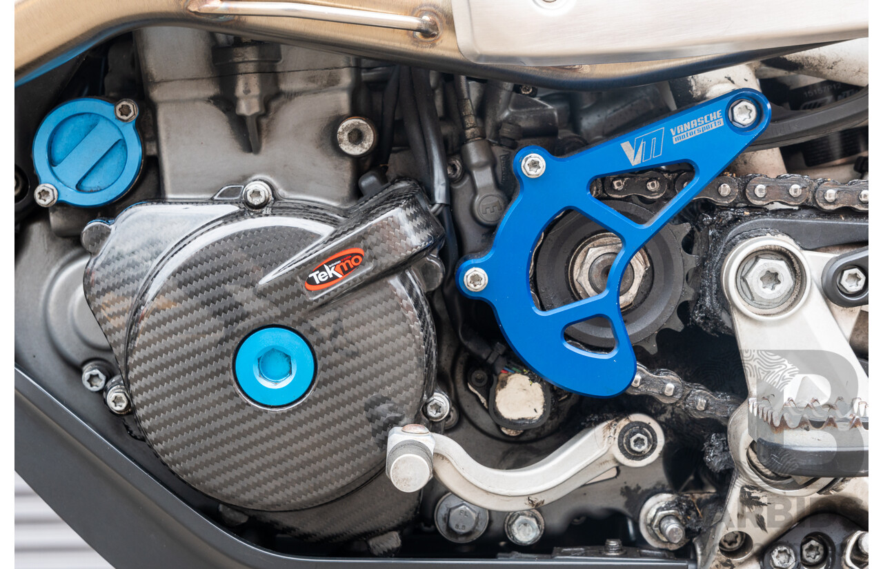 11/2015 Husqvarna 701 Supermoto Motorcycle 692cc