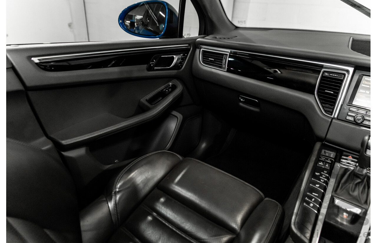 01/2016 Porsche Macan S Diesel (AWD) MY16 4d Wagon Sapphire Blue Metallic Turbo Diesel 3.0L