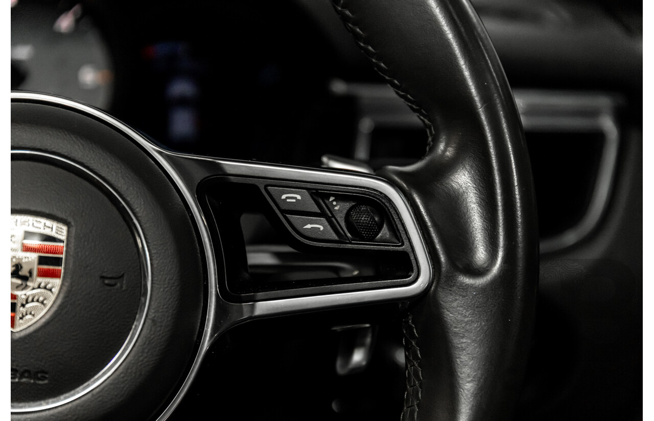 01/2016 Porsche Macan S Diesel (AWD) MY16 4d Wagon Sapphire Blue Metallic Turbo Diesel 3.0L