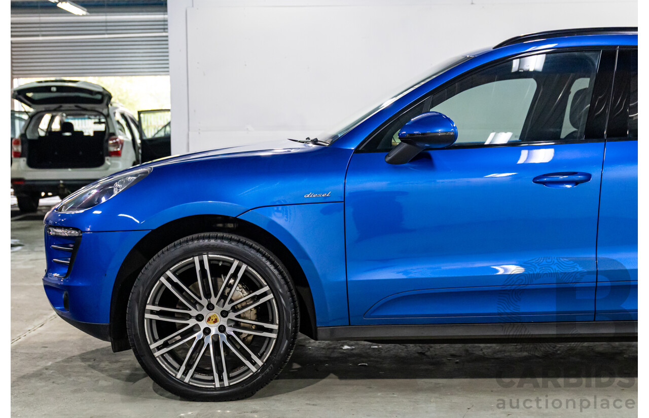 01/2016 Porsche Macan S Diesel (AWD) MY16 4d Wagon Sapphire Blue Metallic Turbo Diesel 3.0L