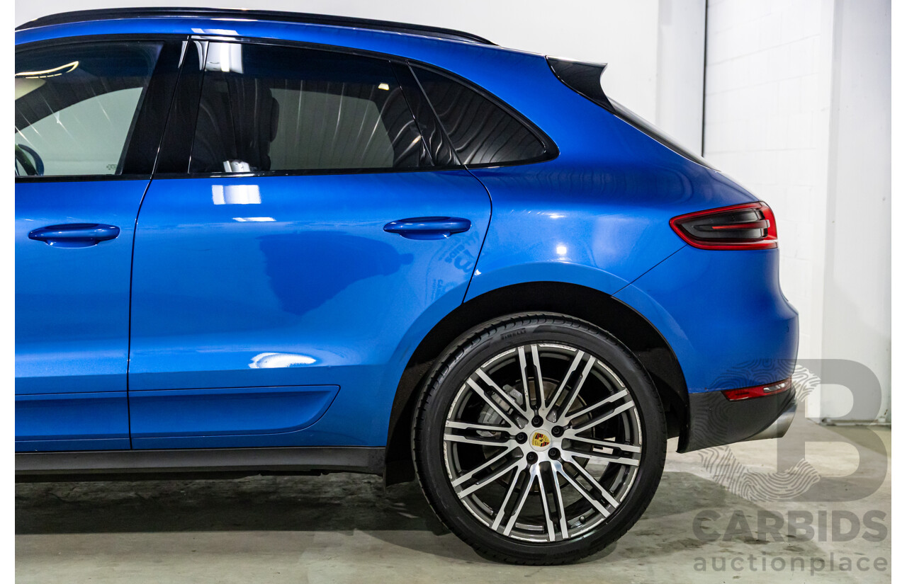 01/2016 Porsche Macan S Diesel (AWD) MY16 4d Wagon Sapphire Blue Metallic Turbo Diesel 3.0L