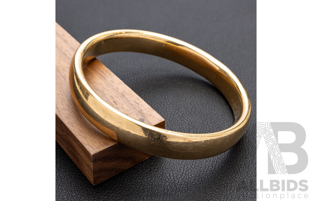 9ct Yellow Gold Copper Filled Round Flat Curve Bangle, 67mm, 63.01 Grams
