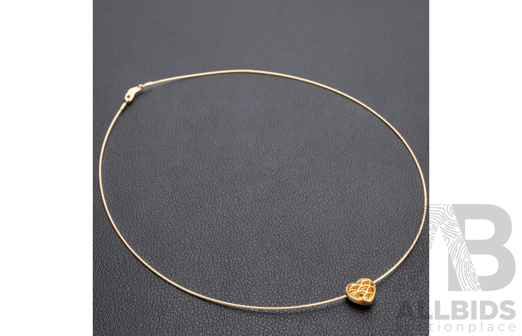 18ct Fine Gold Wire Omega Necklace with Diamond Set Floating Heart Pendant, TDW 0.03ct, 40cm, 5.0 Grams