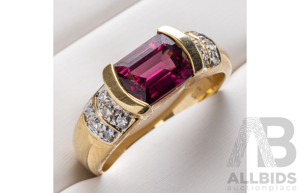 14ct Rhodolite Tourmaline & Diamond Ring, Est TDW 0.12ct, Size O, 5.20 Grams