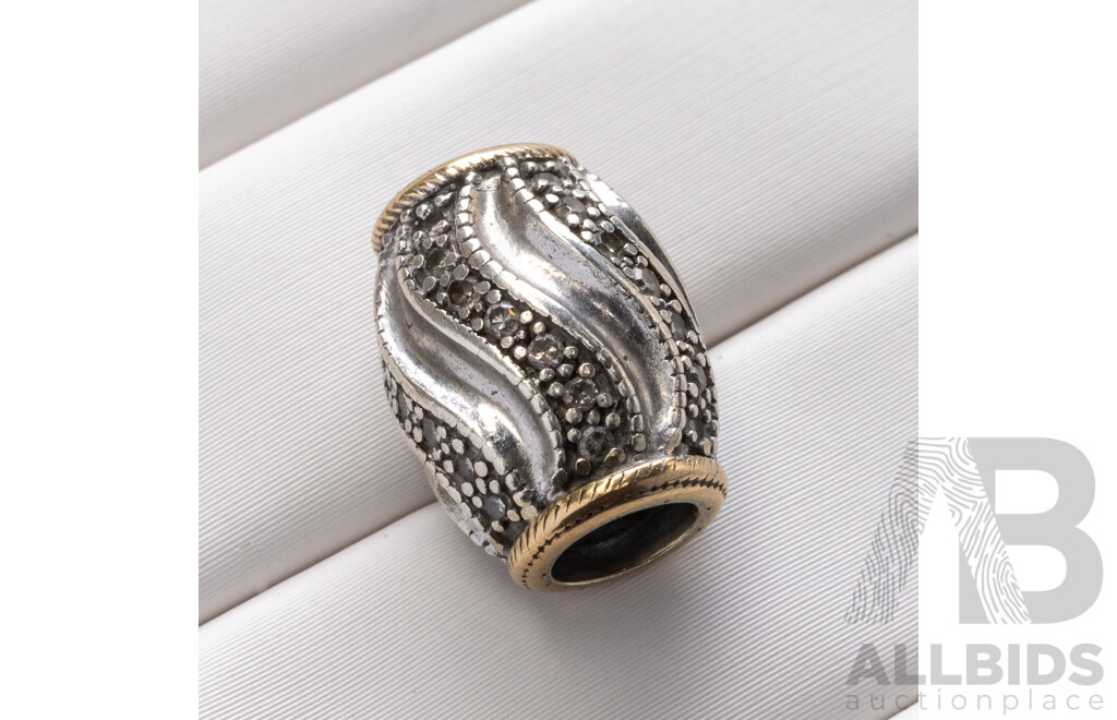 10ct Michael Hill Emma & Roe Diamond Set Bead Charm, Est TDW 0.15ct, Two Tone, 2.80 Grams