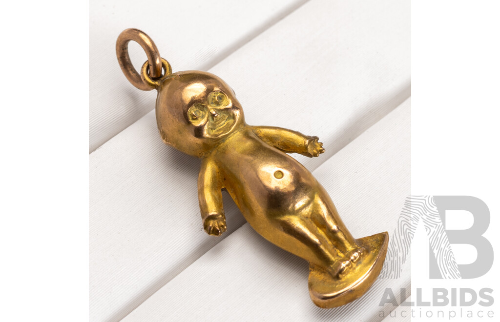 9ct Vintage Kewpie Doll Charm, 30mm Long, 1.09 Grams
