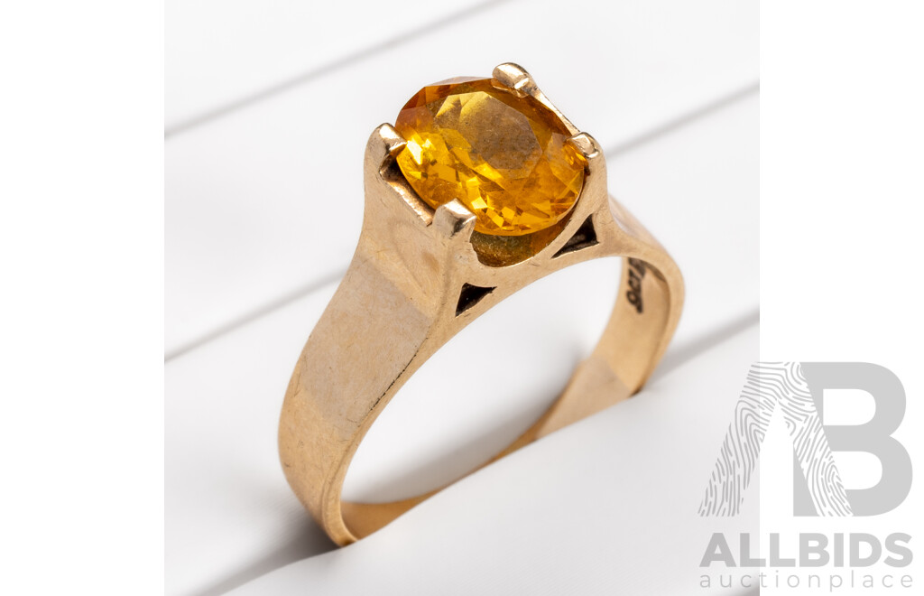 9ct Vintage Yellow Sapphire Ring, Size R, 4.83 Grams