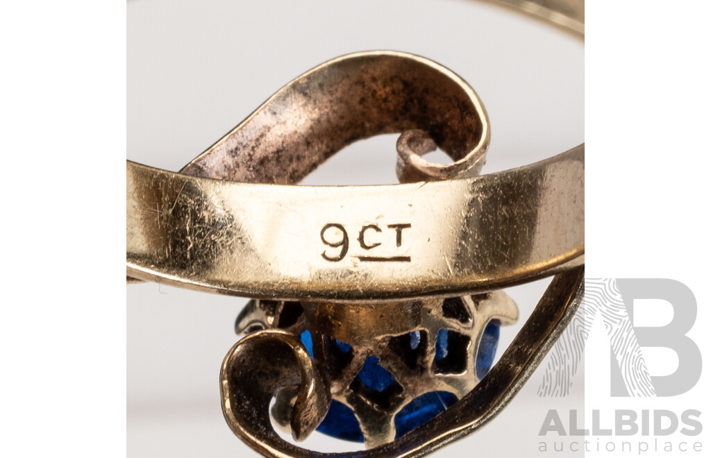 9ct Vintage Mid Blue Sapphire Ring, Size M, 2.28 Grams