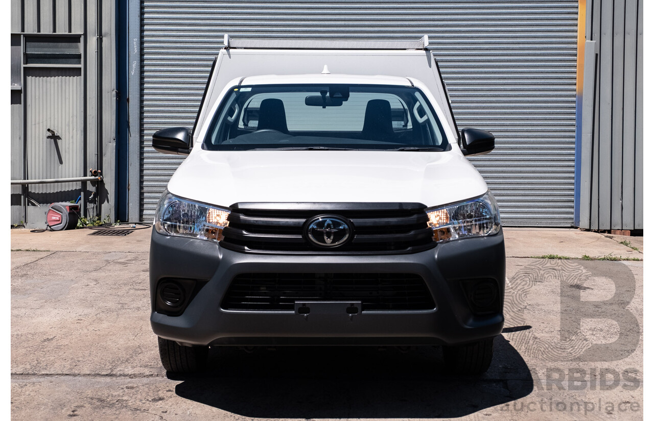 11/2023 Toyota Hilux Workmate (4x2) TGN121R C/Chas Glacier White 2.7L