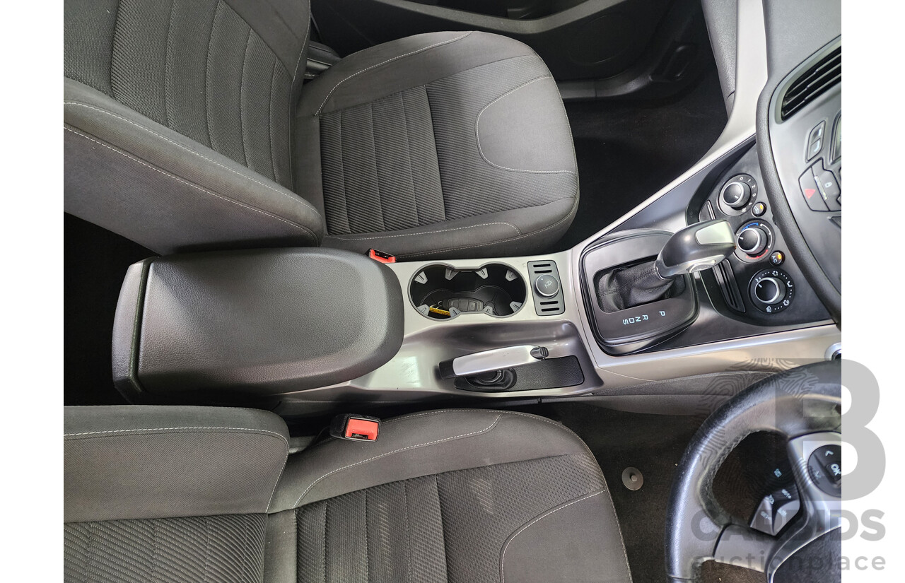 8/2014 Ford Kuga Ambiente (awd) TF 4d Wagon White 1.6L