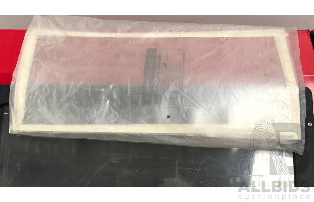 Toolpro 100 Litre Sandblasting Cabinet