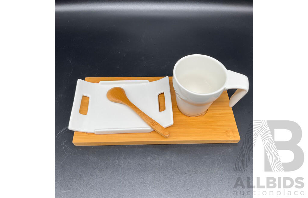 Tropical Leaf 3 Tier Porcelain Cake Stand Serving Plate X2 & 4 Pieces Coffee /Tea Serving Set X4 - Lot of 6