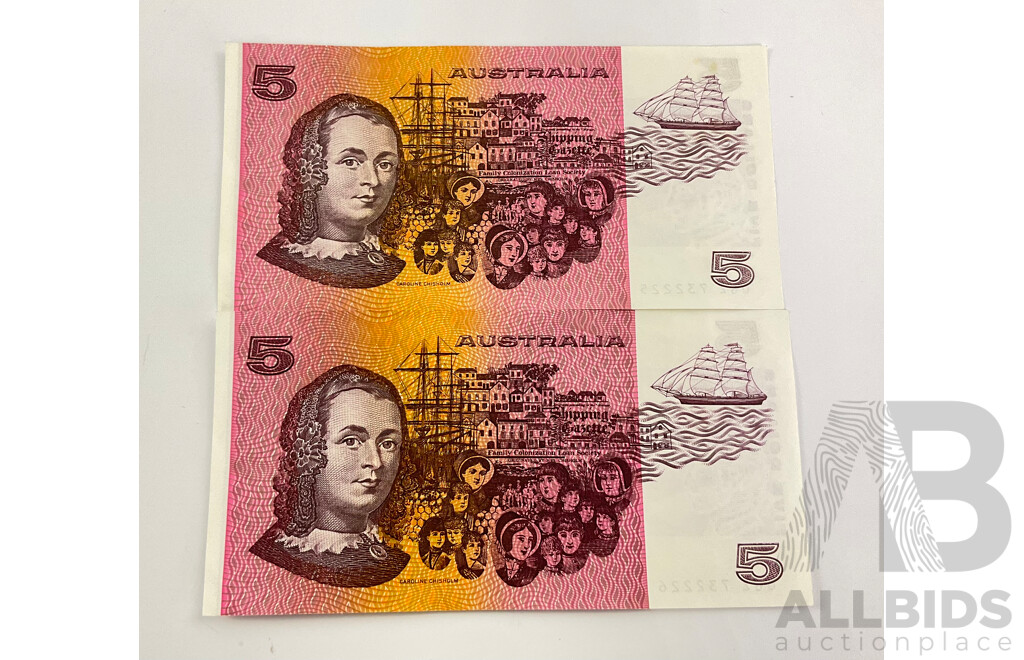Two Australian 1991 Five Dollar Notes, Fraser/Cole R213 Consecutive QGZ 732225 - QGZ 732226