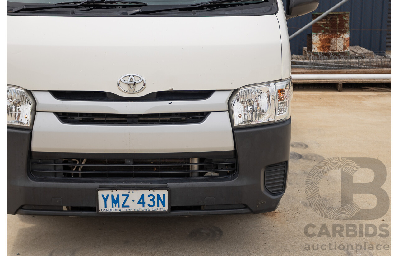 03/2016 Toyota Hiace LWB KDH201R MY16 4d Van Turbo Diesel 3.0L