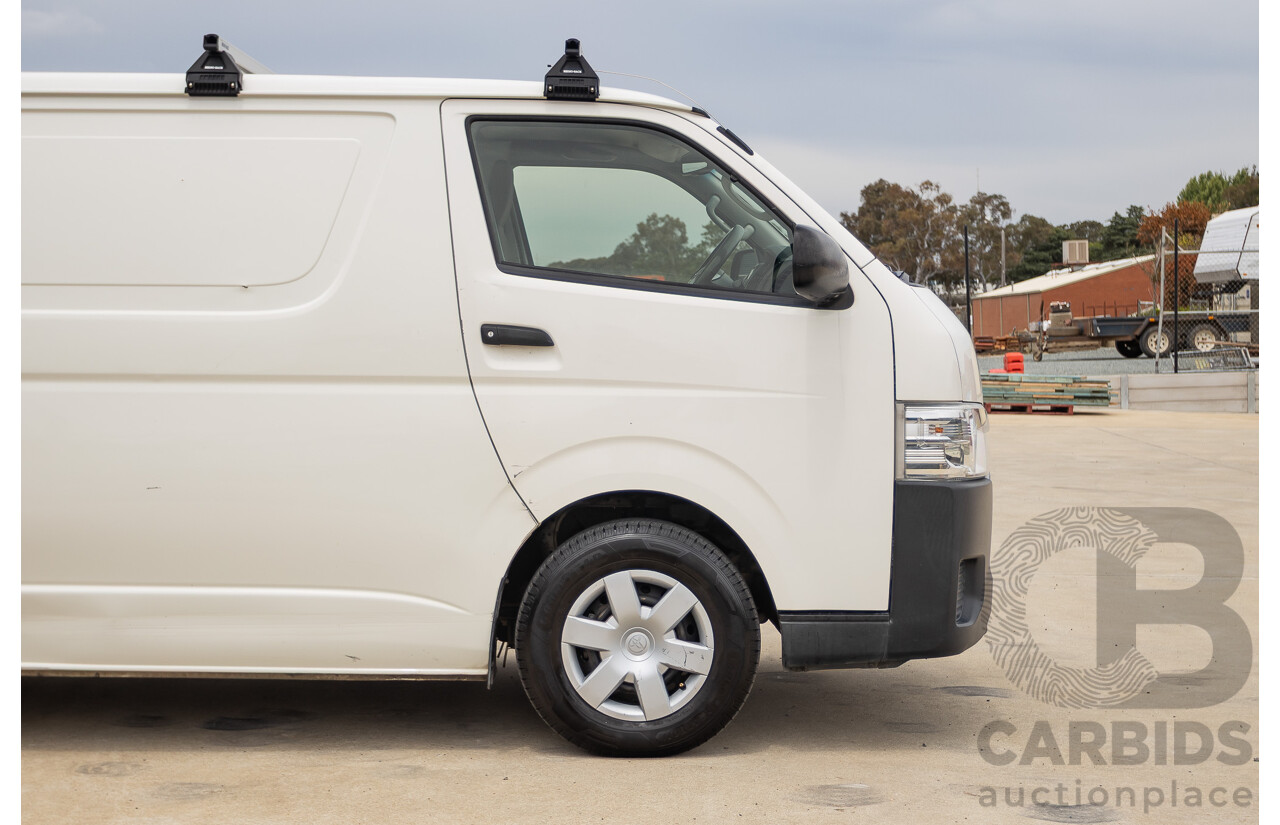 03/2016 Toyota Hiace LWB KDH201R MY16 4d Van Turbo Diesel 3.0L