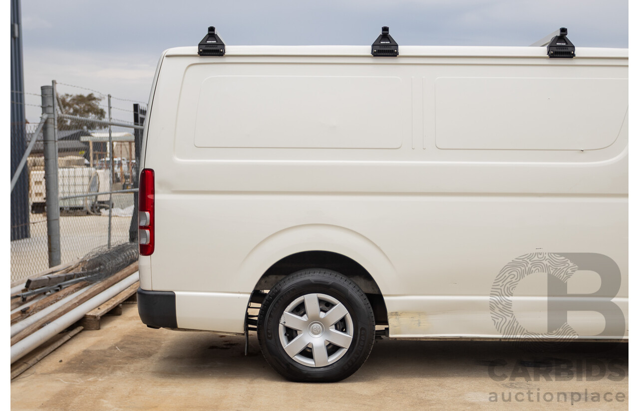 03/2016 Toyota Hiace LWB KDH201R MY16 4d Van Turbo Diesel 3.0L