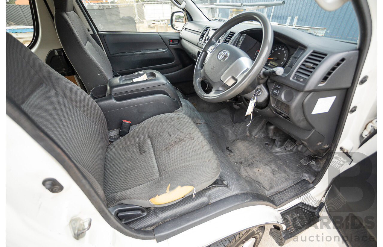 03/2016 Toyota Hiace LWB KDH201R MY16 4d Van Turbo Diesel 3.0L