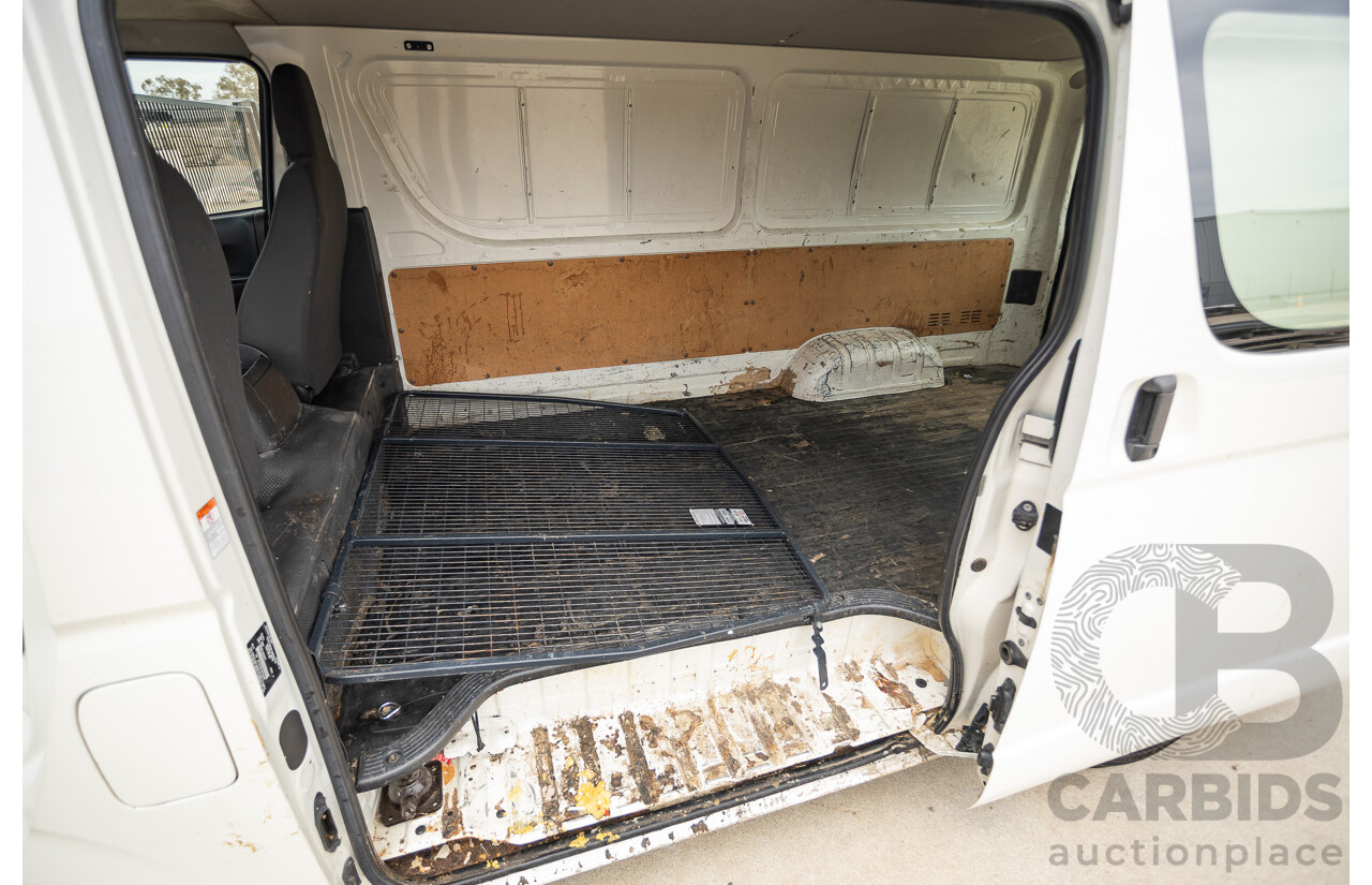 03/2016 Toyota Hiace LWB KDH201R MY16 4d Van Turbo Diesel 3.0L
