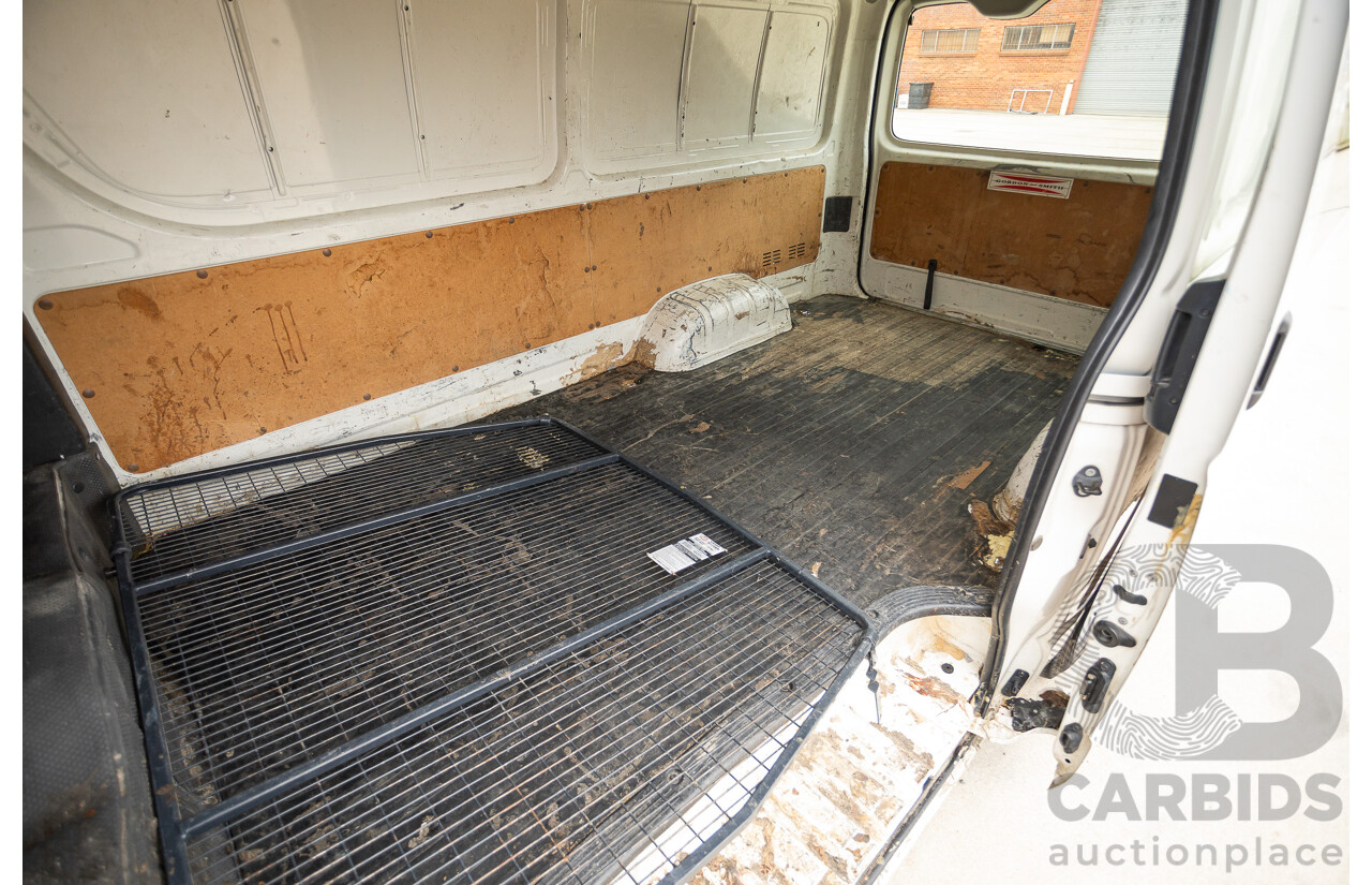 03/2016 Toyota Hiace LWB KDH201R MY16 4d Van Turbo Diesel 3.0L