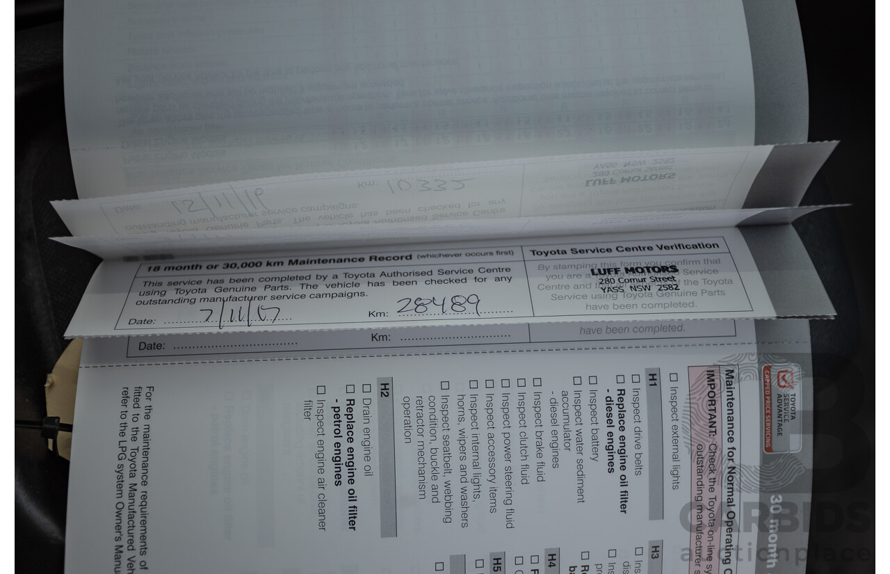 03/2016 Toyota Hiace LWB KDH201R MY16 4d Van Turbo Diesel 3.0L