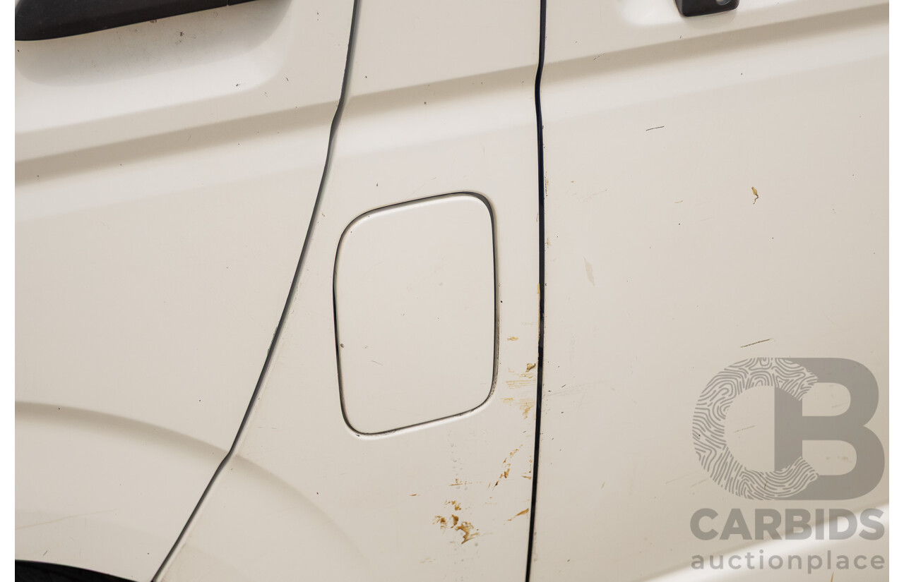 03/2016 Toyota Hiace LWB KDH201R MY16 4d Van Turbo Diesel 3.0L