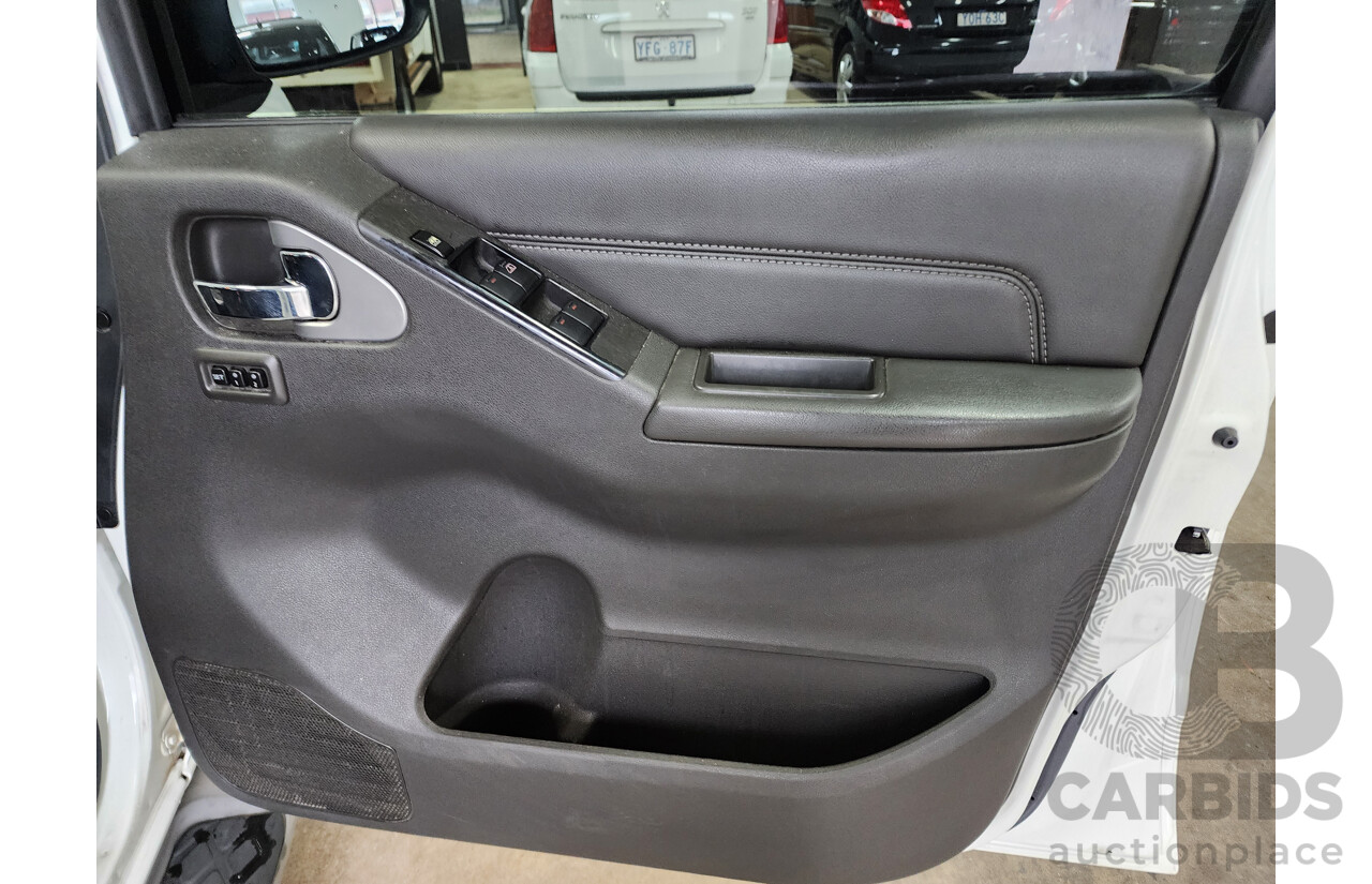 5/2012 Nissan Pathfinder Ti (4x4) R51 SERIES 4 4d Wagon White 2.5L