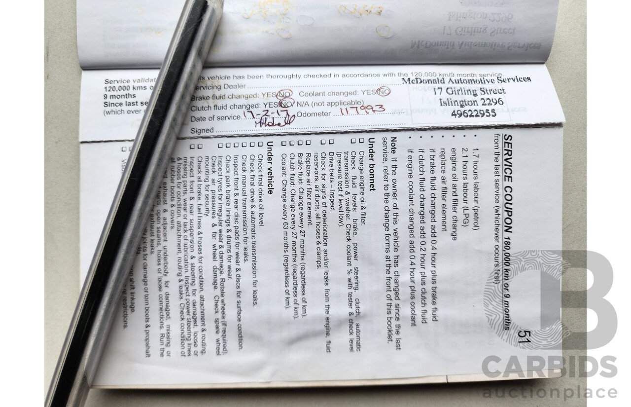 10/2012 Holden Commodore Omega VE II MY12 4d Sportwagon White 3.0L