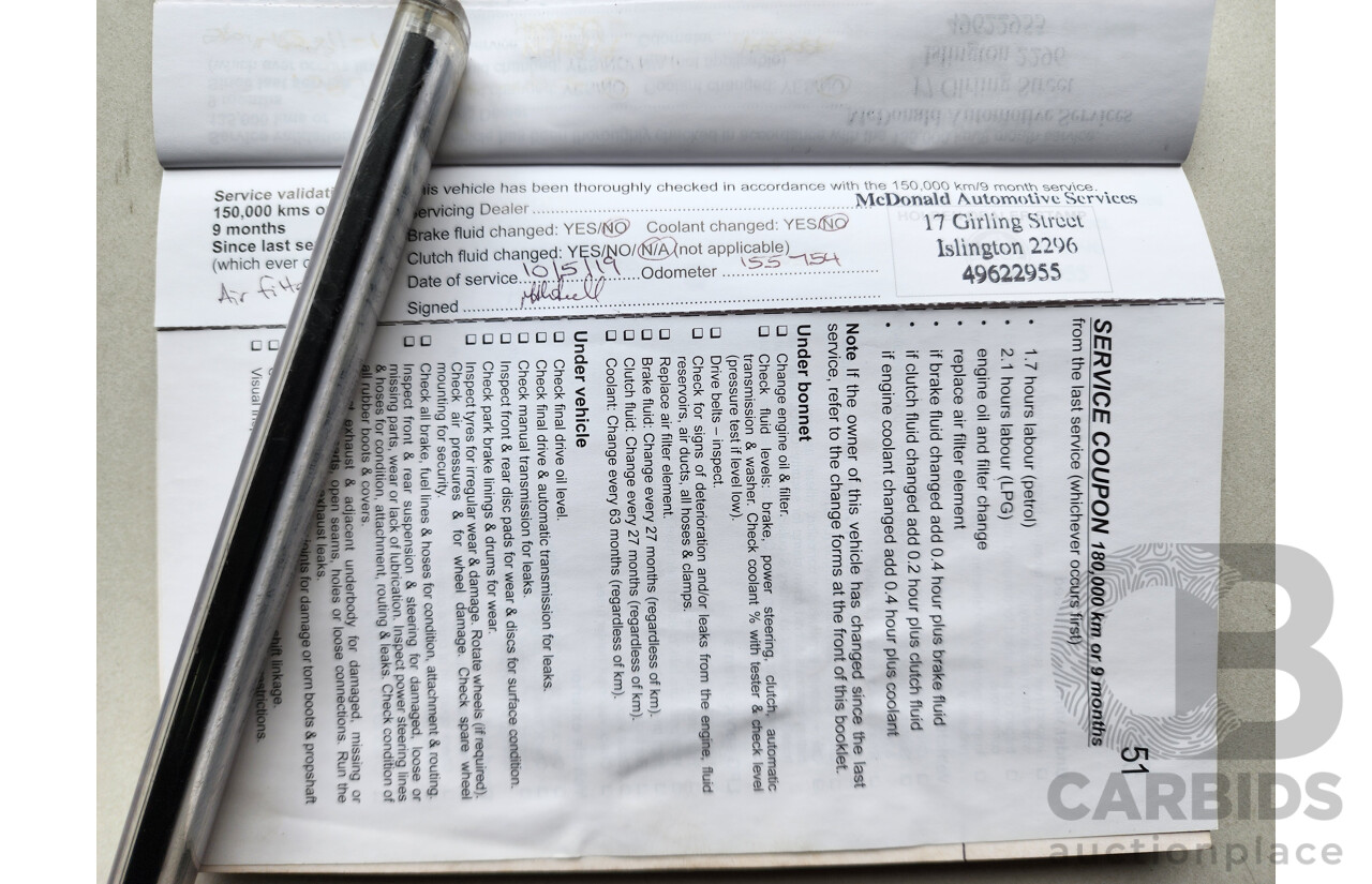 10/2012 Holden Commodore Omega VE II MY12 4d Sportwagon White 3.0L