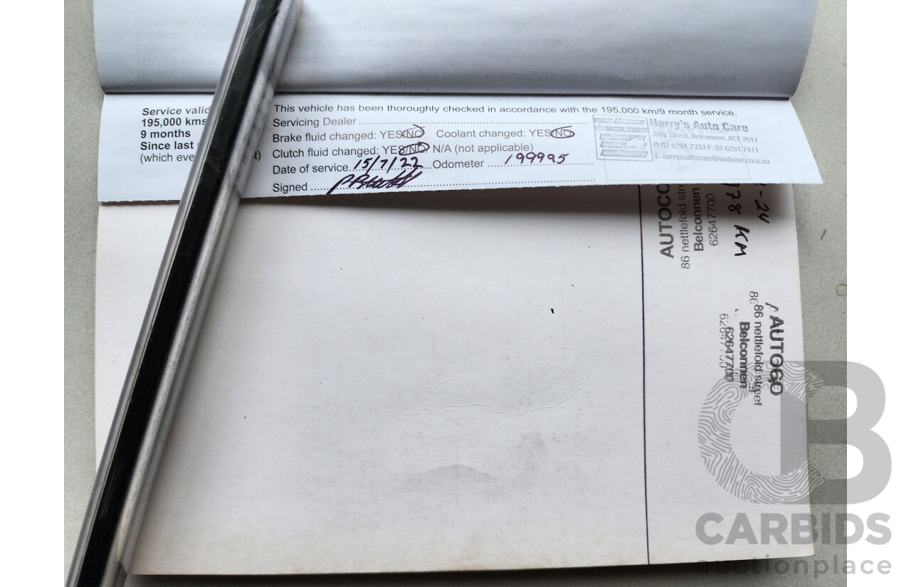 10/2012 Holden Commodore Omega VE II MY12 4d Sportwagon White 3.0L