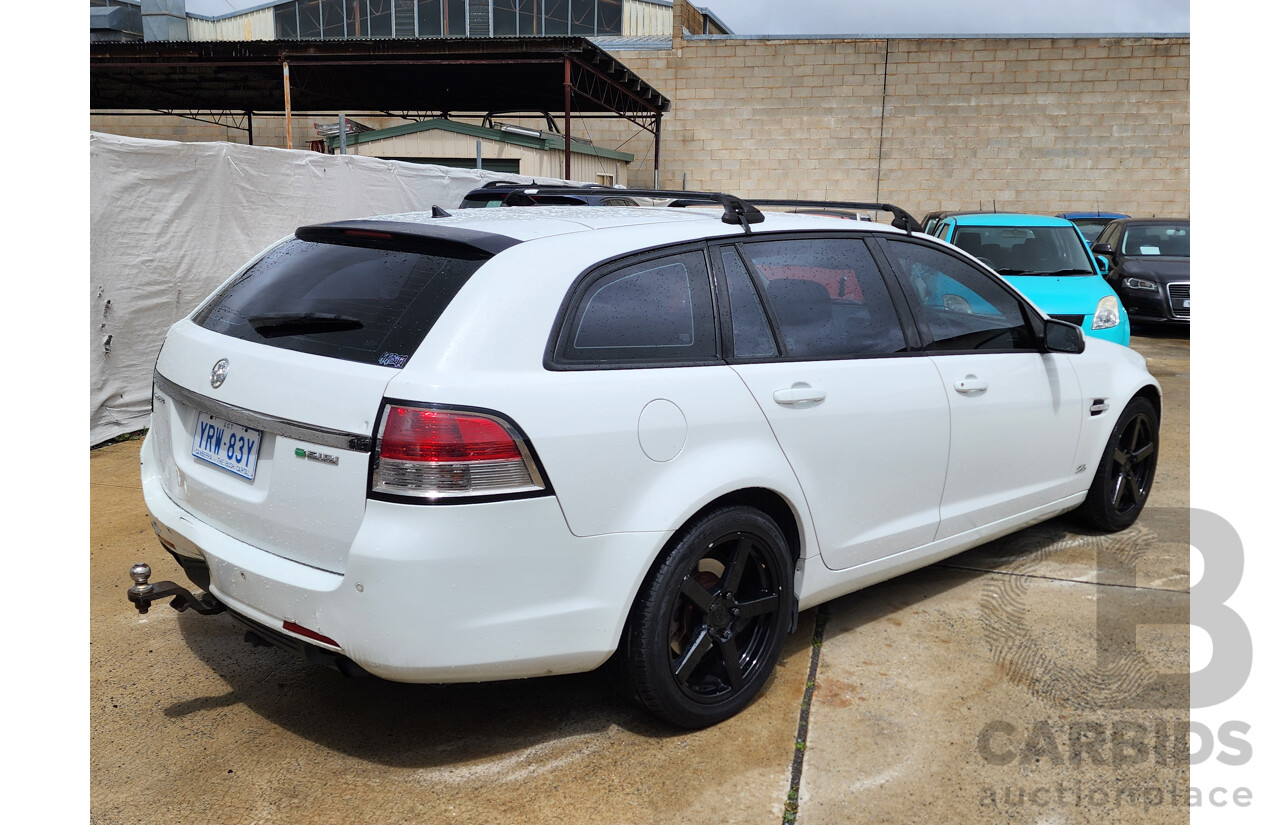 10/2012 Holden Commodore Omega VE II MY12 4d Sportwagon White 3.0L