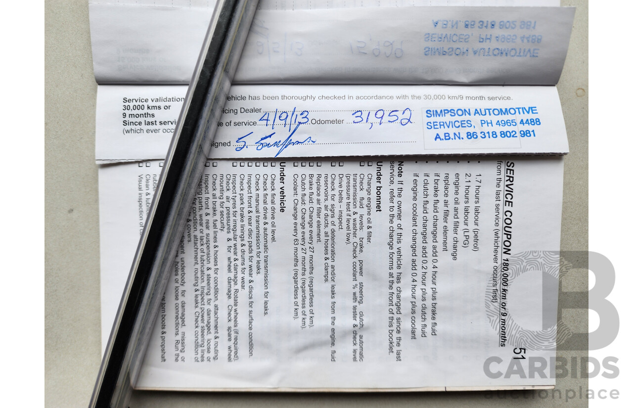 10/2012 Holden Commodore Omega VE II MY12 4d Sportwagon White 3.0L