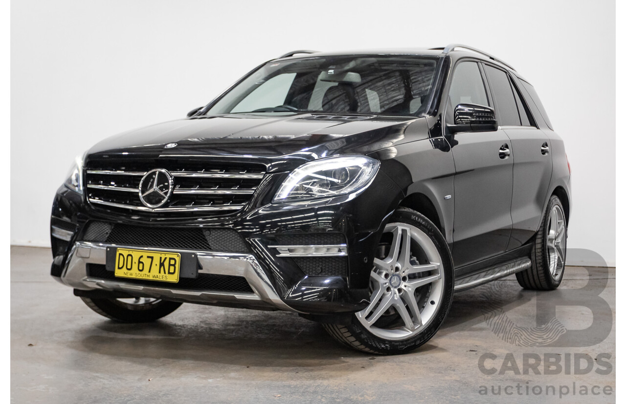 04/2012 Mercedes-Benz ML350 AMG Pack CDI Bluetec (4x4) 166 4d Wagon Obsidian Black Metallic Turbo Diesel 3.0L