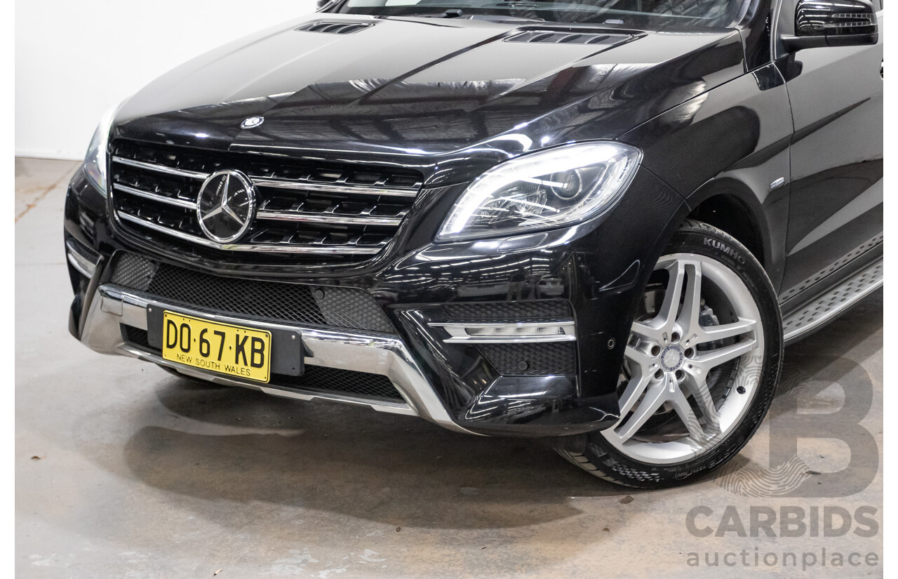 04/2012 Mercedes-Benz ML350 AMG Pack CDI Bluetec (4x4) 166 4d Wagon Obsidian Black Metallic Turbo Diesel 3.0L