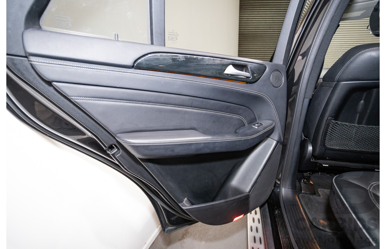 04/2012 Mercedes-Benz ML350 AMG Pack CDI Bluetec (4x4) 166 4d Wagon Obsidian Black Metallic Turbo Diesel 3.0L